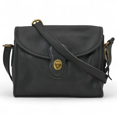 Pre-owned Coach Leather Pochette Shoulder Bag () In Black
