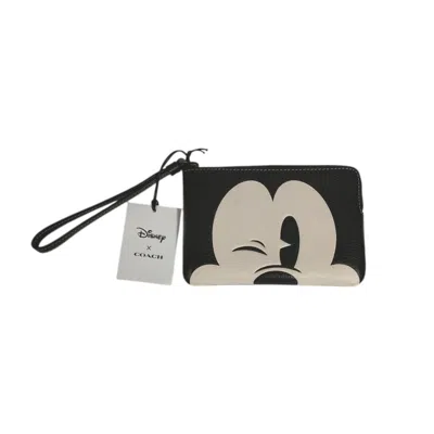 Pre-owned Coach Leather Pouch ()