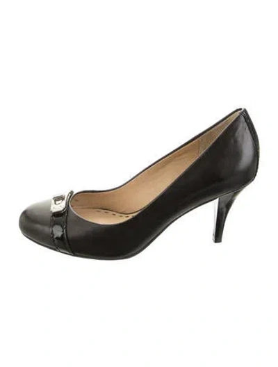 Pre-owned Coach Leather Pumps In Black