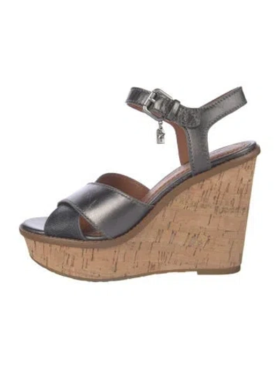 Pre-owned Coach Leather Sandals In Neutral