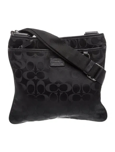 Pre-owned Coach Leather Shoulder Bag In Black