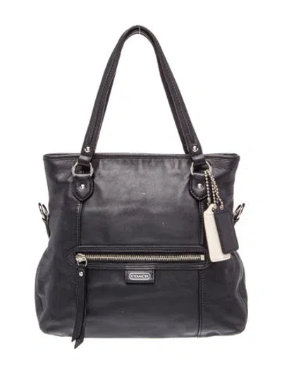 Pre-owned Coach Leather Shoulder Bag In Black