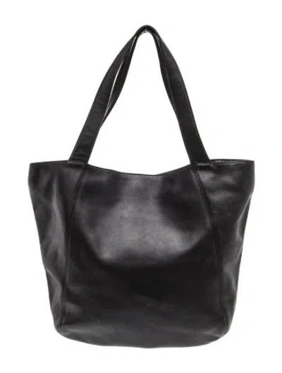Pre-owned Coach Leather Shoulder Bag In Black
