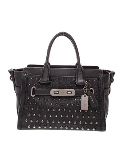 Pre-owned Coach Leather Shoulder Bag In Black