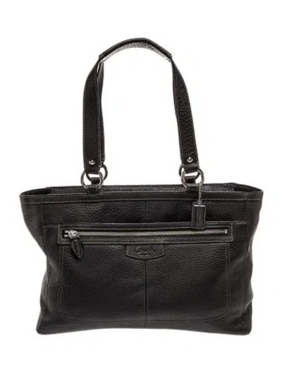 Pre-owned Coach Leather Shoulder Bag In Black