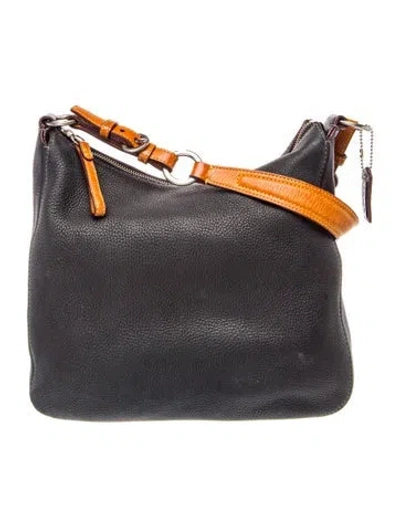 Pre-owned Coach Leather Shoulder Bag In Black
