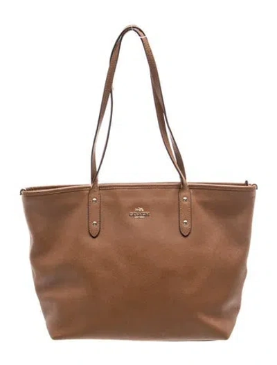 Pre-owned Coach Leather Shoulder Bag In Brown