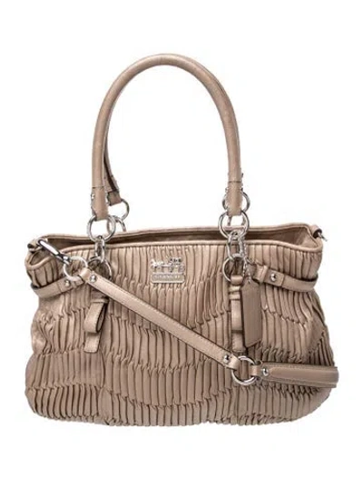 Pre-owned Coach Leather Shoulder Bag In Neutral