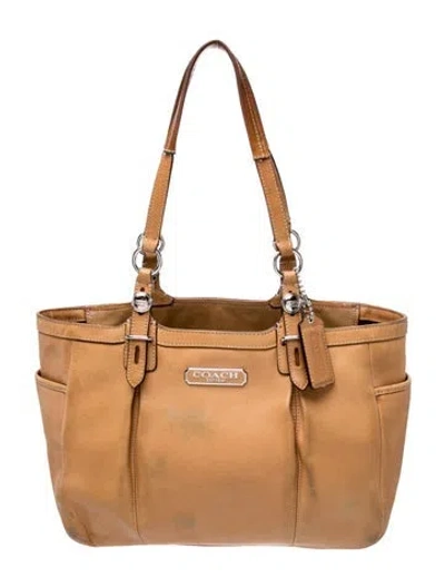 Pre-owned Coach Leather Shoulder Bag In Neutral