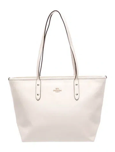 Pre-owned Coach Leather Shoulder Bag In Neutral