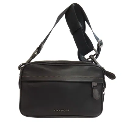 Pre-owned Coach Leather Shoulder Bag () In Black