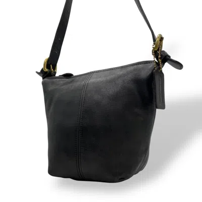 Pre-owned Coach Leather Shoulder Bag () In Black