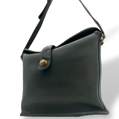 Pre-owned Coach Leather Shoulder Bag () In Green
