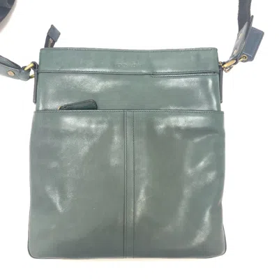 Pre-owned Coach Leather Shoulder Bag ()
