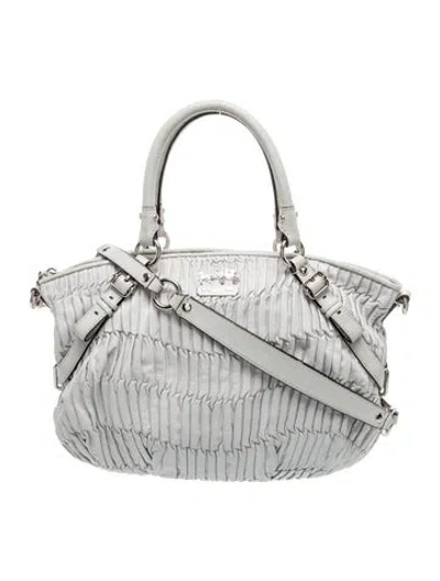 Pre-owned Coach Leather Shoulder Bag In Silver