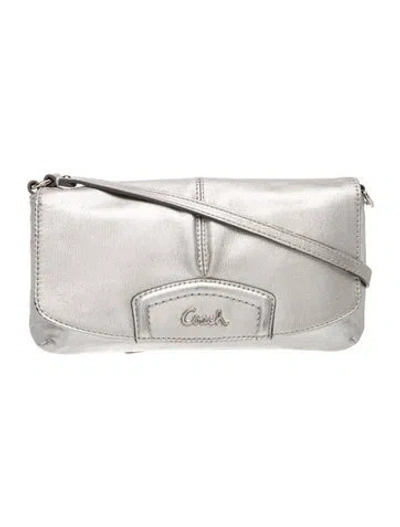 Pre-owned Coach Leather Top Handle Bag In White