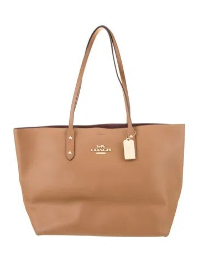Pre-owned Coach Leather Tote In Brown
