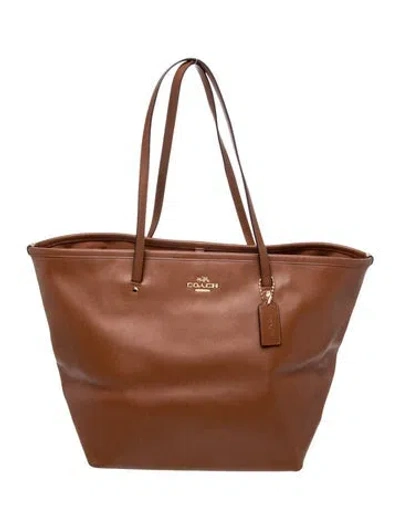 Pre-owned Coach Leather Tote In Brown