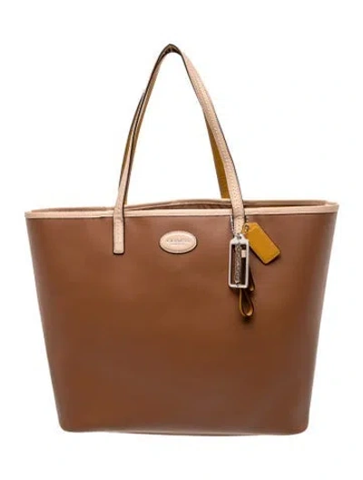 Pre-owned Coach Leather Tote In Brown