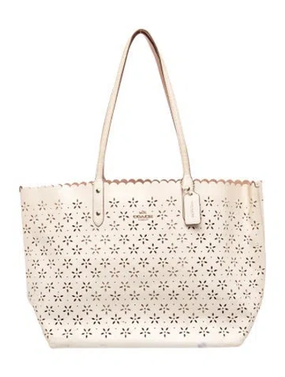Pre-owned Coach Leather Tote In Neutral
