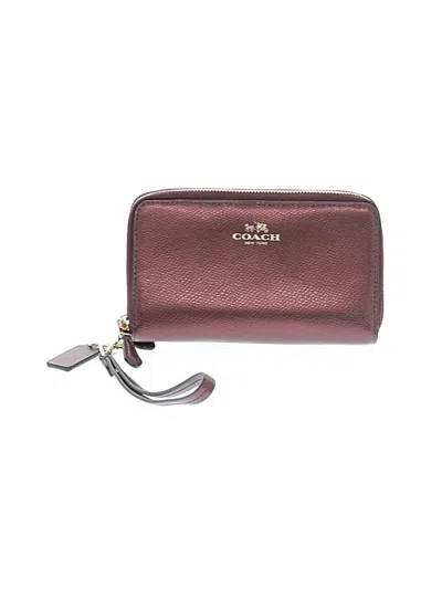 Pre-owned Coach Leather Wristlet In Burgundy