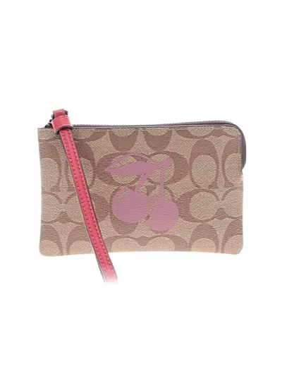 Pre-owned Coach Leather Wristlet In Pink