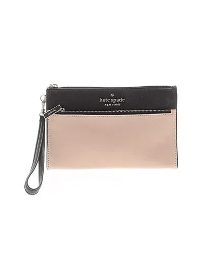 Pre-owned Coach Leather Wristlet In Tan