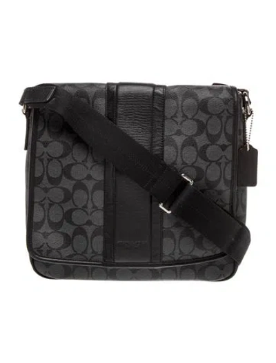 Pre-owned Coach Messenger Bag In Black