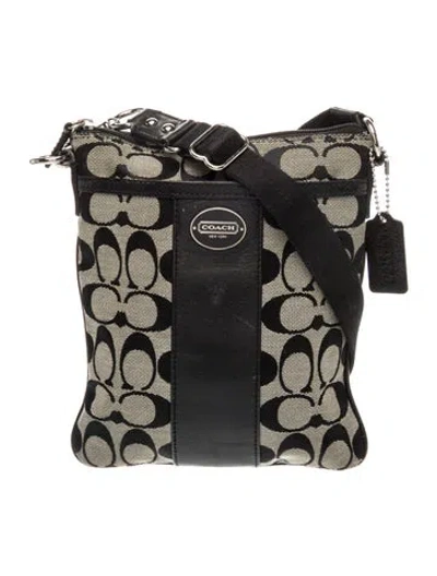 Pre-owned Coach Messenger Bag In Black