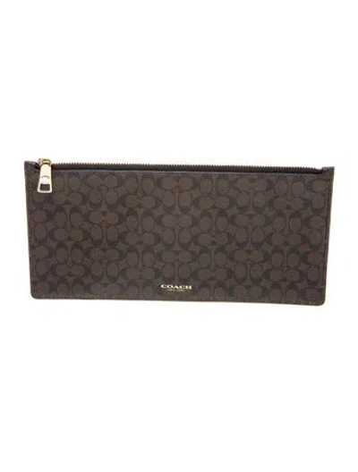 Pre-owned Coach Monogram Clutch In Brown