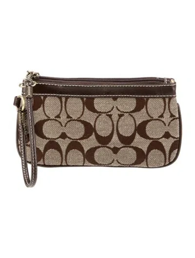 Pre-owned Coach Monogram Clutch In Neutral