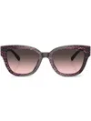 Coach Signature Round Sunglasses In Pink