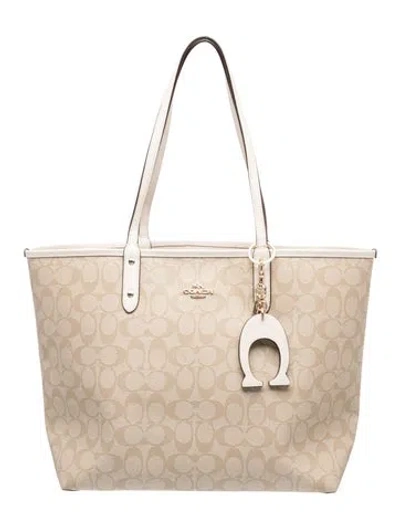 Pre-owned Coach Monogram Tote In Neutrals