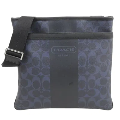 Pre-owned Coach Navy Pvc Shoulder Bag () In Multi