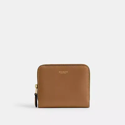 Coach New York Billfold Wallet In Brass/honey Brown