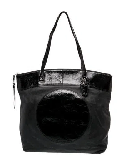 Pre-owned Coach Nylon Shoulder Bag In Black