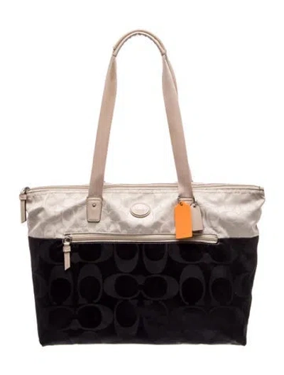 Pre-owned Coach Nylon Shoulder Bag In Neutral