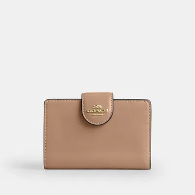 Coach Outlet Medium Corner Zip Wallet