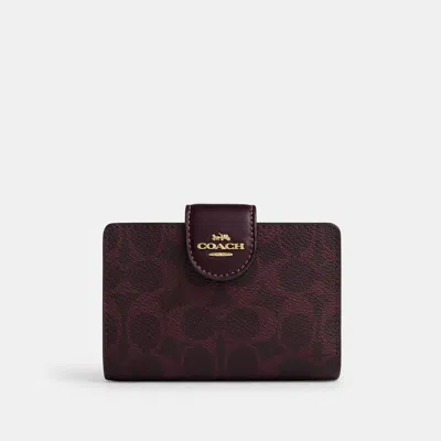 Coach Outlet Medium Corner Zip Wallet In Gold/black Currant