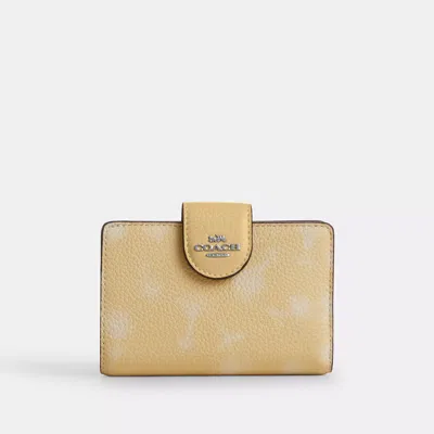 Coach Outlet Medium Corner Zip Wallet With Floral Print