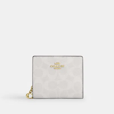 Coach Outlet Snap Wallet In Gold/white/chalk