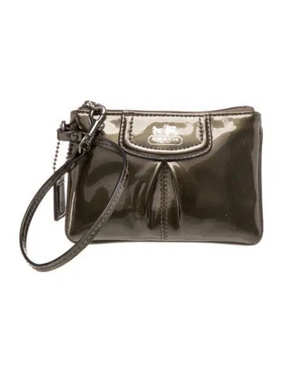 Pre-owned Coach Patent Leather Clutch In Green