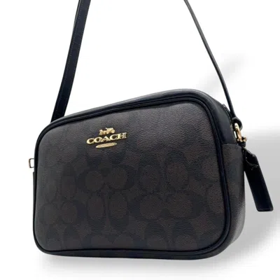 Pre-owned Coach Pvc Shoulder Bag () In Brown