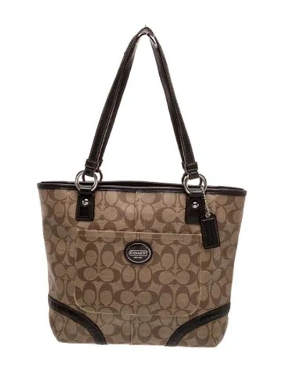 Pre-owned Coach Shoulder Bag In Brown