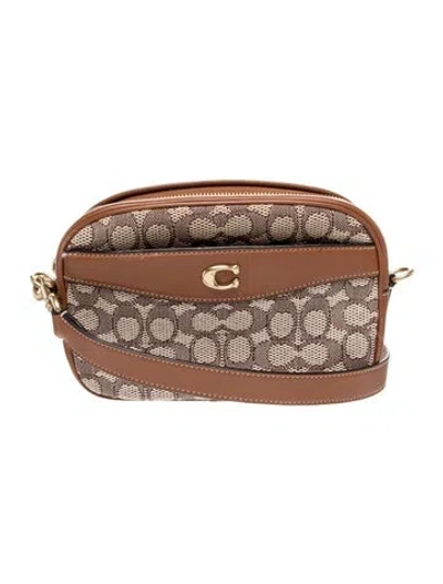 Pre-owned Coach Shoulder Bag In Brown