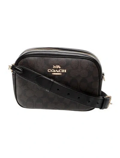 Pre-owned Coach Shoulder Bag In Brown