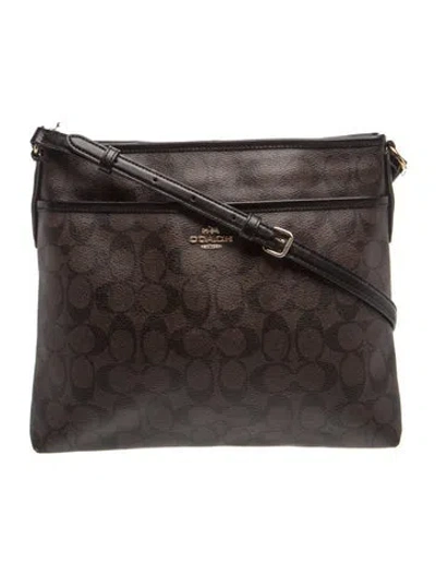 Pre-owned Coach Shoulder Bag In Brown