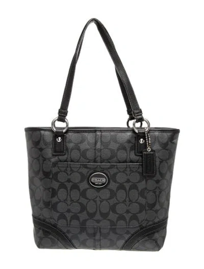 Pre-owned Coach Shoulder Bag In Grey