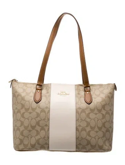 Pre-owned Coach Shoulder Bag In Neutral
