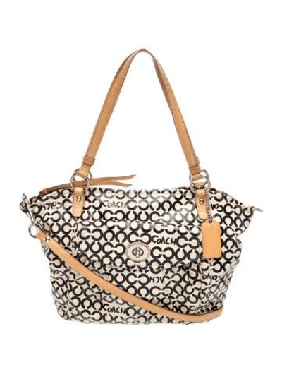 Pre-owned Coach Shoulder Bag In Neutral
